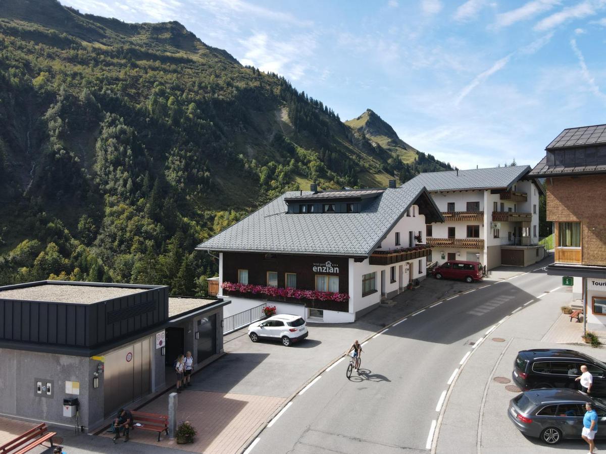 Hotel Garni Enzian Damuels Exterior foto